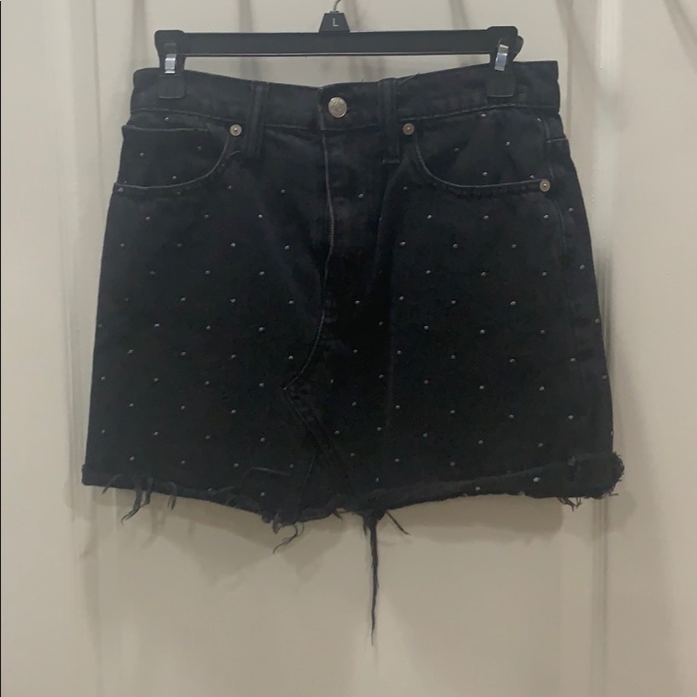 Madewell Black distressed denim skirt